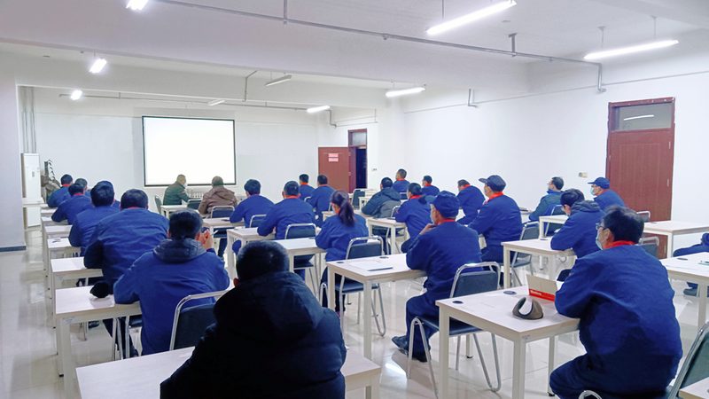 上海学历提升机构避坑：如何选择靠谱的课程与师资？**